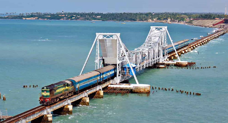 muthu tourism, trending destination in south india, Pamban Bridge